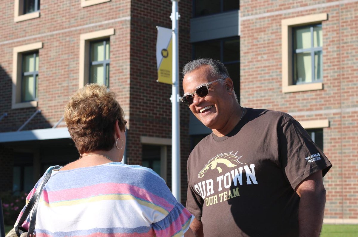 President Montgomery and his wife, Kari, are making their rounds today as we welcome our early move-ins!