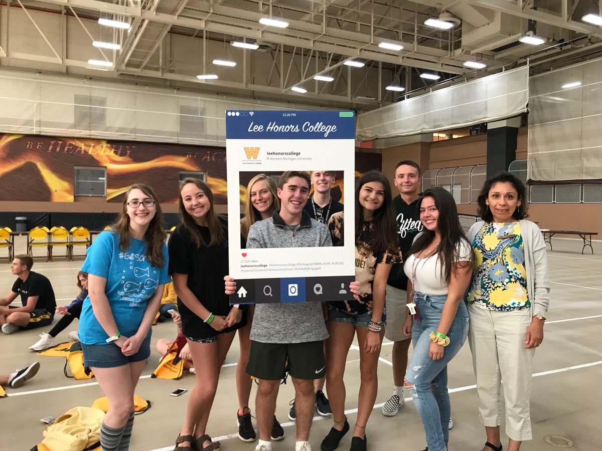 Photos from #WMU&#39;s @LeeHonorsCol Service day where our honors students helped @CISNational of Kalamazoo fill backpacks with school supplies for 6th grade students in the surrounding areas!