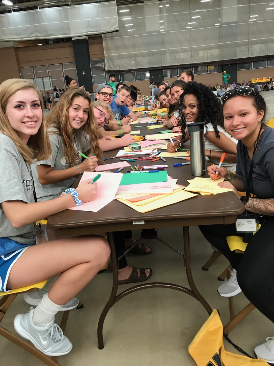 Photos from #WMU&#39;s @LeeHonorsCol Service day where our honors students helped @CISNational of Kalamazoo fill backpacks with school supplies for 6th grade students in the surrounding areas!