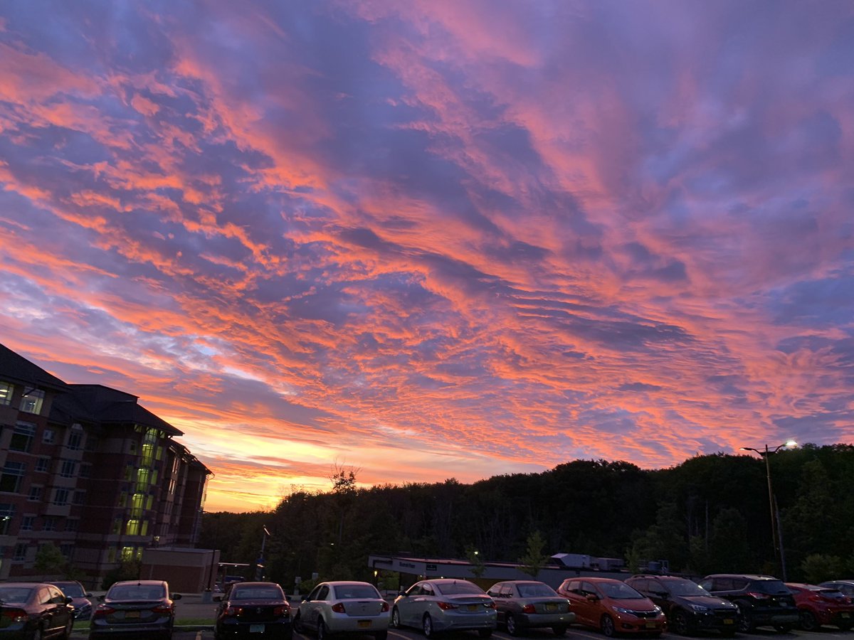 @binghamtonu the beautiful sunrises are part of the package. Quite the deal. Photo cred to my son @j_52501 (good morning, sweet ).