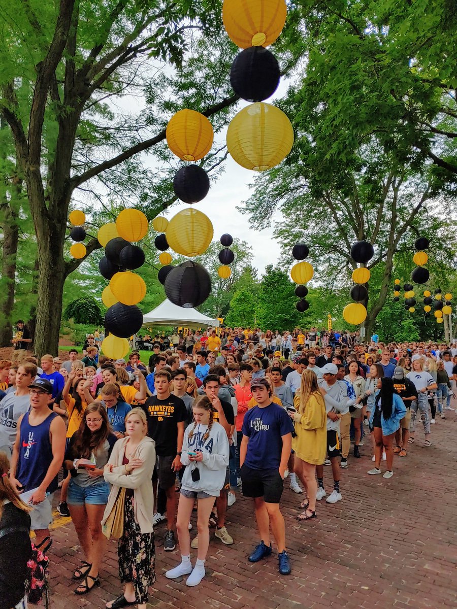 Eating and hanging out with thousands of our newest friends at the President&#39;s Block Party. #OnIowa19