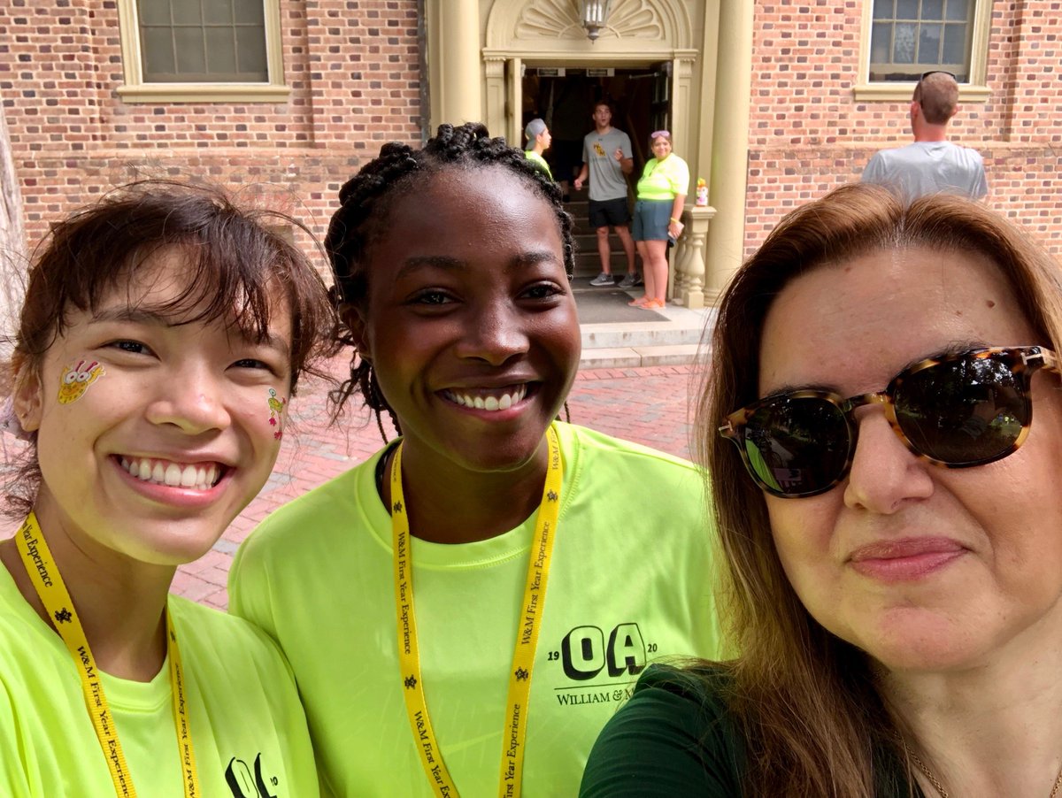 My very first #MoveInDay @williamandmary --best day at W&amp;M so far! A huge &quot;thank you&quot; to our great students whose dedication and enthusiasm are making this day memorable for our new students and their families! #GoTribe!