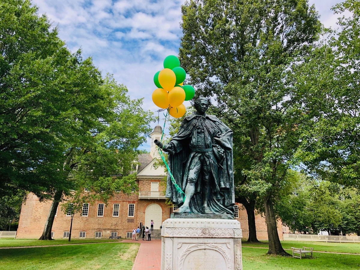 My very first #MoveInDay @williamandmary --best day at W&amp;M so far! A huge &quot;thank you&quot; to our great students whose dedication and enthusiasm are making this day memorable for our new students and their families! #GoTribe!