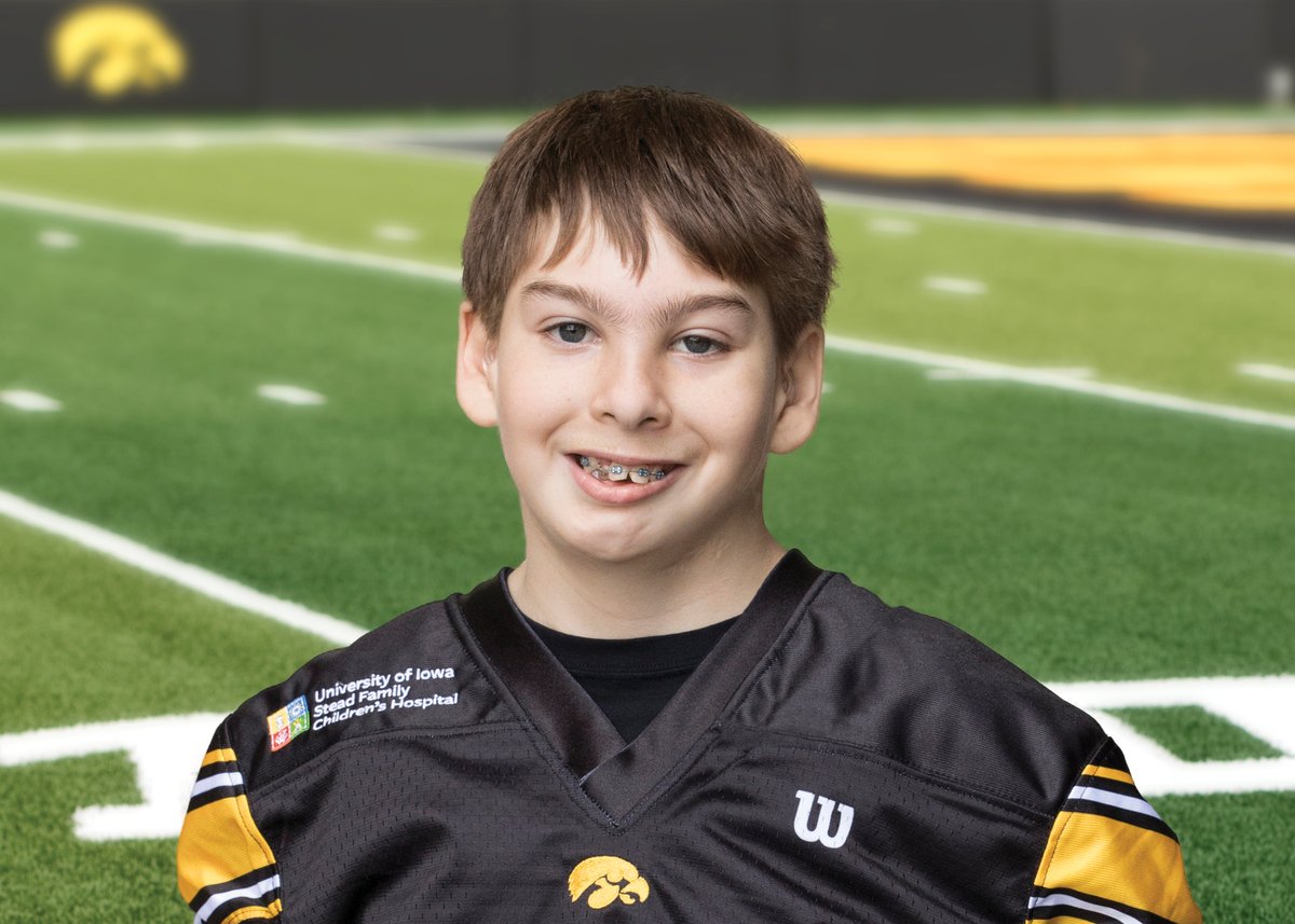 Nearly 40 surgeries and over 200 blood transfusions have enabled Aidan to overcome challenges and dream of being a veterinarian. Saturday, this resilient #Hawkeye will serve as #KidCaptain. Meet Aidan Kasper (Cedar Rapids, IA): 