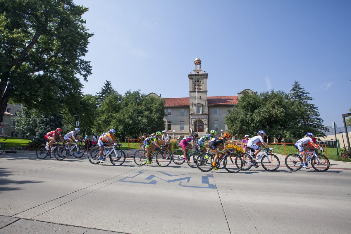 Keep your eyes peeled for  today! Blaster and Marvin are especially rooting for our very own @clevenger_erica! Whoop whoop! @CoClassicPro