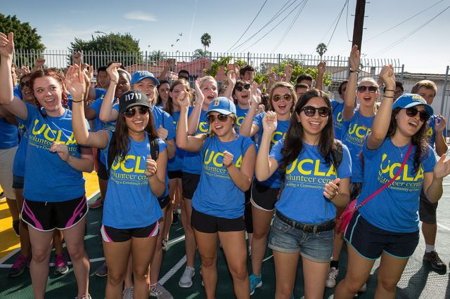 For UCLA&#39;s 100th year, Bruins will volunteer at more than 100 sites around the world. #VolunteerDay2019 #BruinsGiveBack #UCLA100    