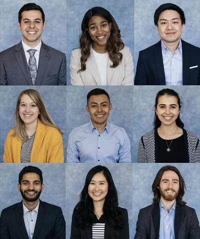 Smile! @HiattatBrandeis is hosting a LinkedIn Photobooth until 3 p.m. in Hassenfeld for a free professional headshot. Stop by on your way to the Business, Consulting &amp; Finance Career Fair. 