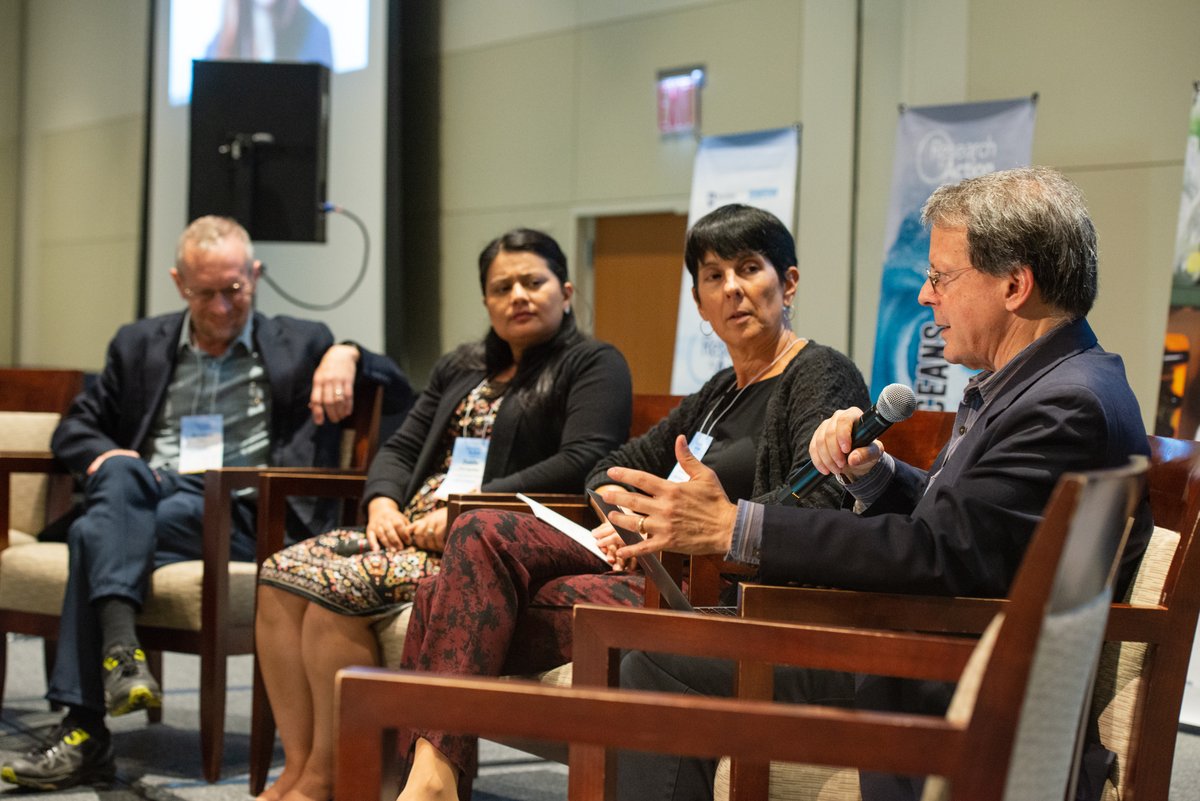 Partnering with media, engaging diverse audiences and communicating effectively was the focus of this #DrawdownPennState panel, moderated by @nytimes&#39; @jswatz on Sept. 17.   On the panel: #PennState&#39;s Richard Alley  @dchungyalpa  @KHayhoe  @ConversationUS&#39; Jennifer Weeks